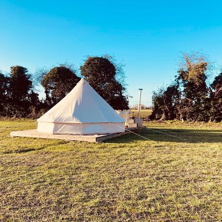 Fen Meadows Glamping - Luxury Cabins And Bell Tents Cambridge  Exteriér fotografie