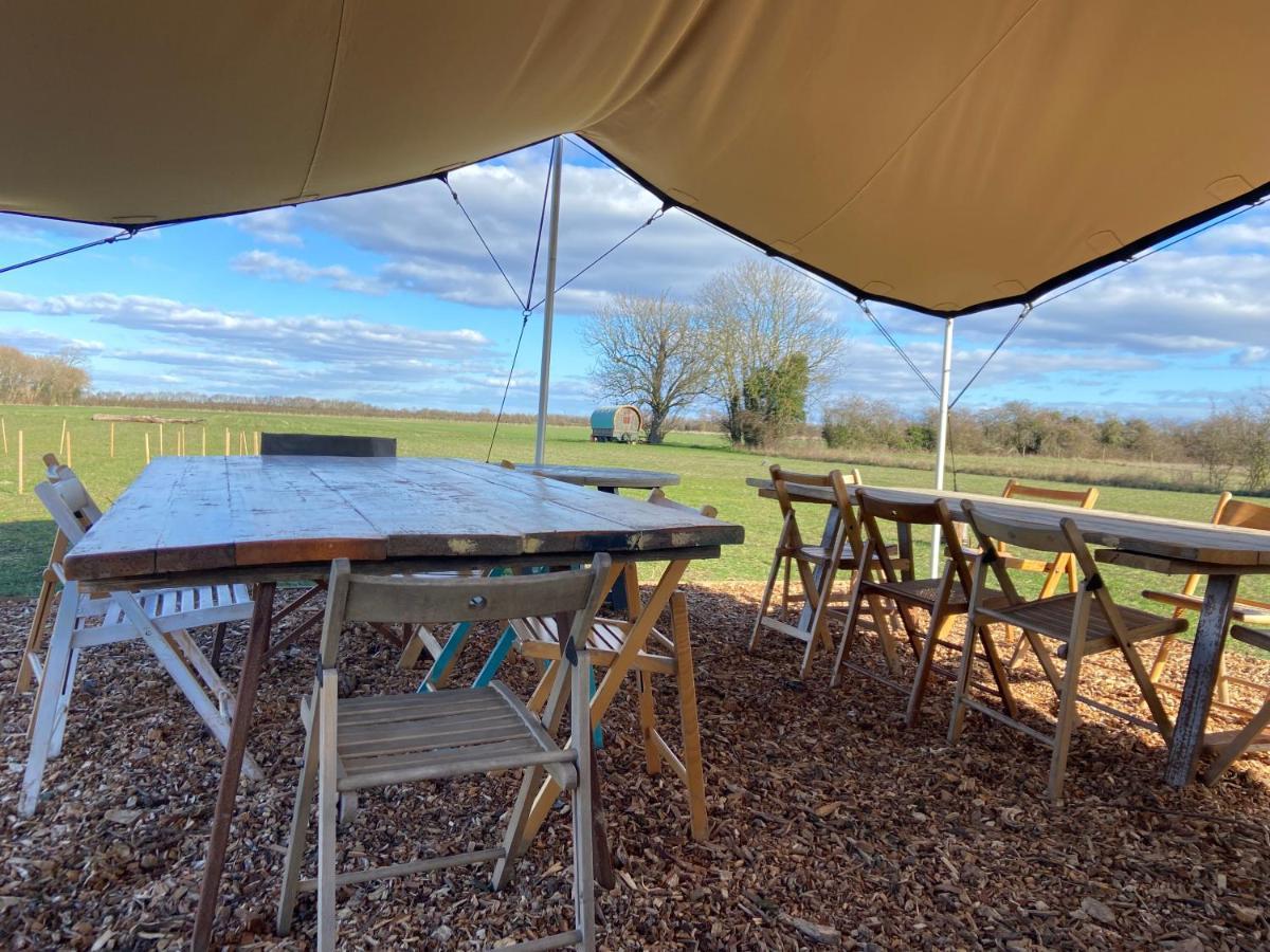 Fen Meadows Glamping - Luxury Cabins And Bell Tents Cambridge  Exteriér fotografie