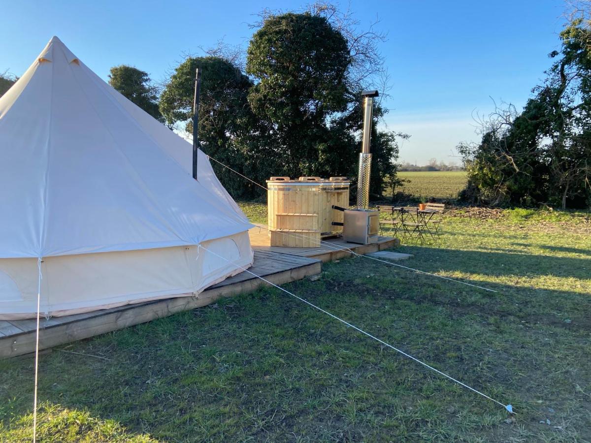 Fen Meadows Glamping - Luxury Cabins And Bell Tents Cambridge  Exteriér fotografie