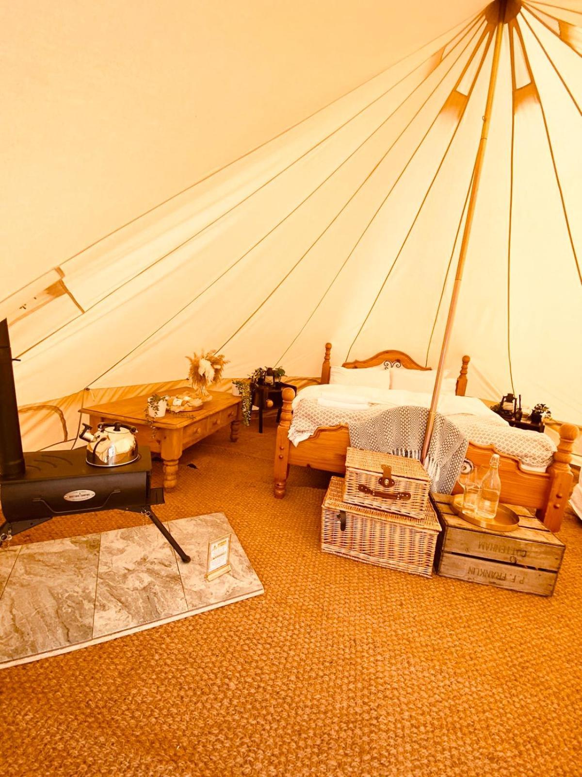 Fen Meadows Glamping - Luxury Cabins And Bell Tents Cambridge  Exteriér fotografie